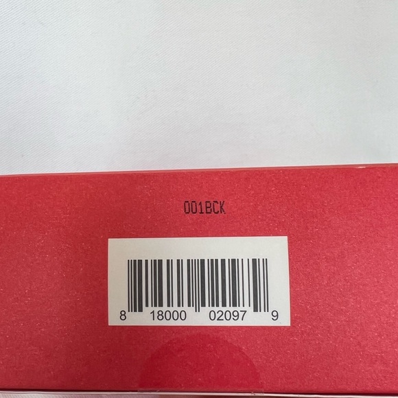 Peach & Lily Glass Skin Discovery Kit. New in Box - Picture 3 of 5